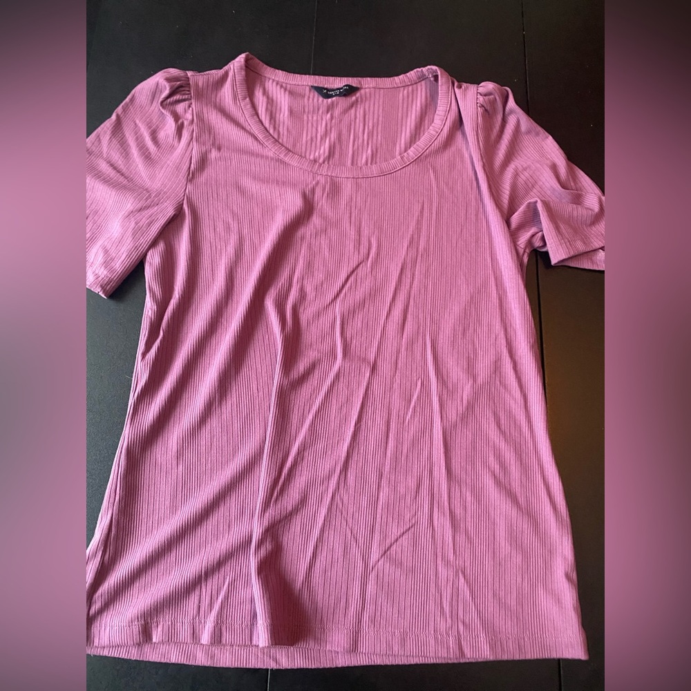 Womans short sleeve